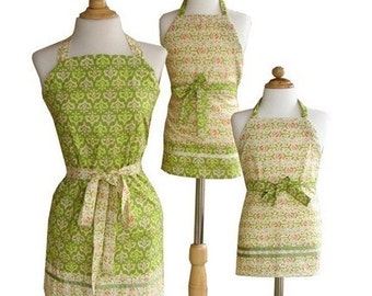 ReannaLily Designs, Adjustable Apron, Sewing Pattern, Adult, Child Apron, Craft Apron, Cafe Apron Pattern, Beginner Apron, Sewing Pattern,
