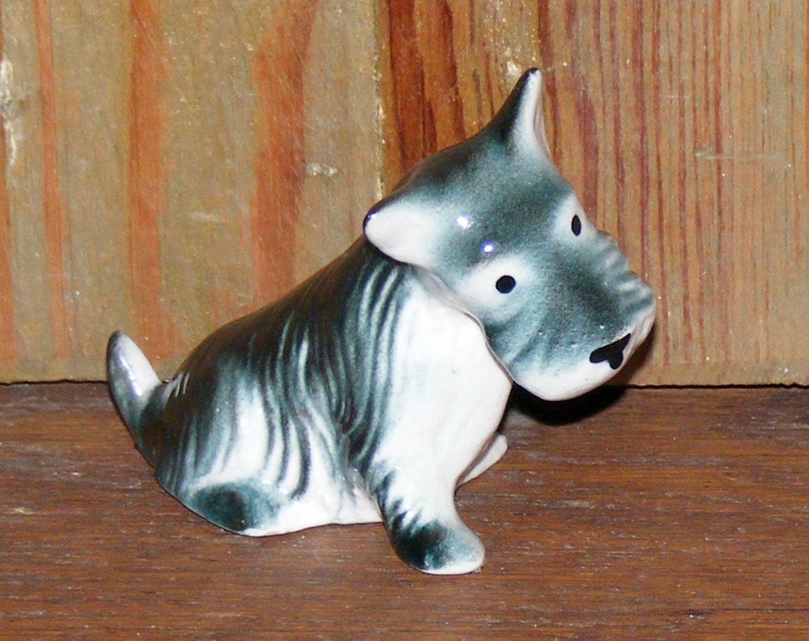 vintage scottie dog figurine