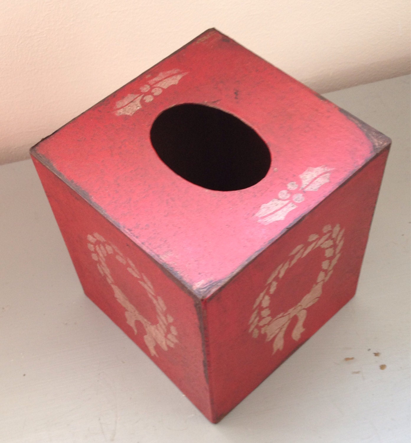 Paper Mache Folk Art Vintage Red Wreath Tissue Box