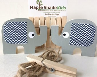 clips display bird elephant