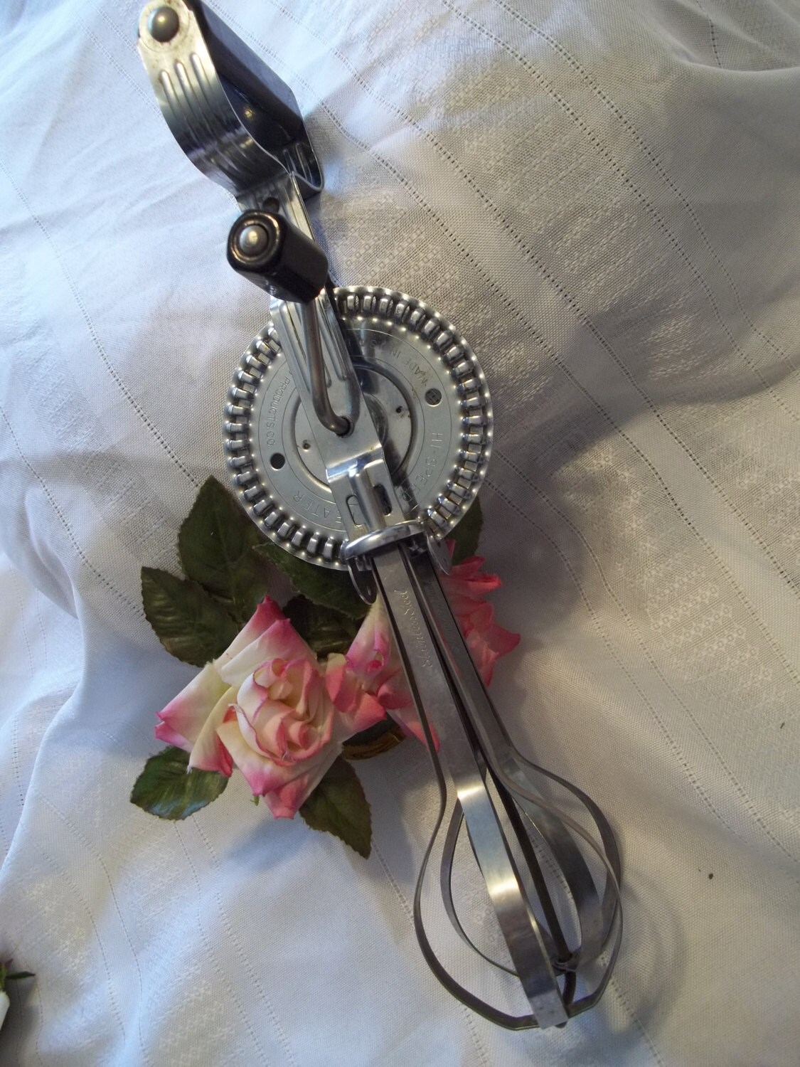 Vintage Ekco Stainless Steel Hand Crank Beater Mixer Kitchen