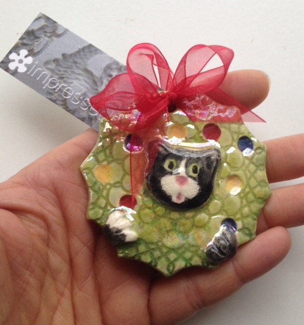 kitty cat wreath ornament