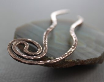 Copper hair fork pin in spiral shape with textured hammering - Hair accessory - Metal hair pin - Swirl hair fork - HP006