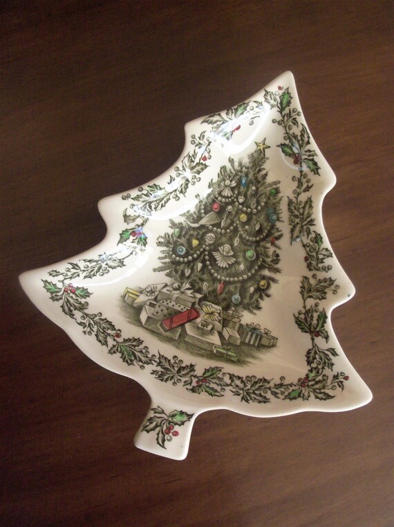vintage johnson bros merry christmas tree dish by rubylemons vintage johnson bros merry christmas tree dish by rubylemons