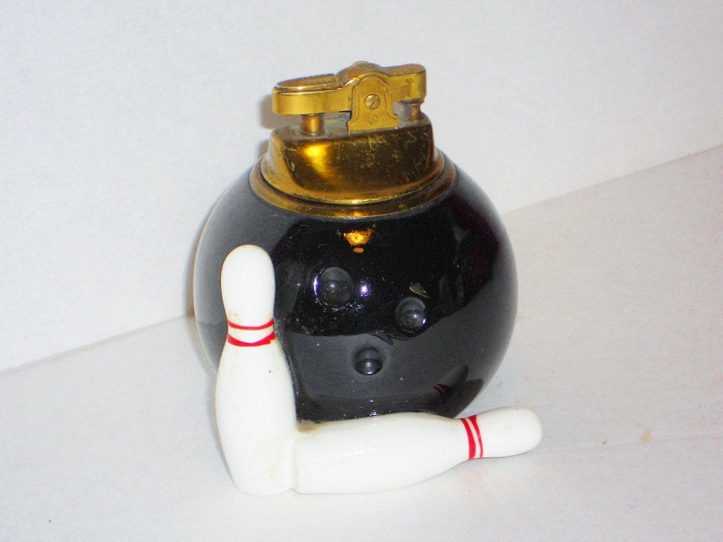 Vintage Swank Bowling Ball Cigarette Lighter Tobacciana