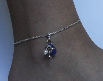 Dolphin anklet. Blue sea glass anklet Beach glass jewelry.