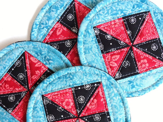 Quilted Mug Rugs Round Colorful Coasters Pinwheel Red by JCstars