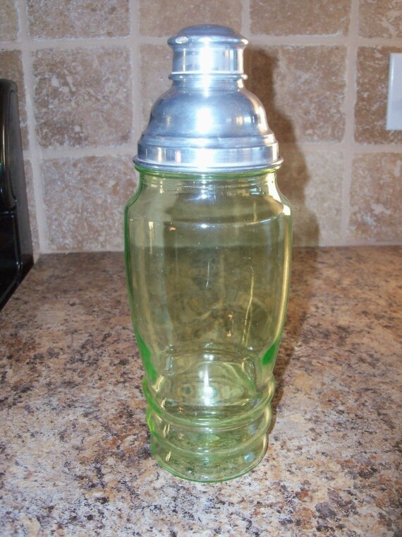 Vintage Anchor Hocking Green Depression Glass by onepommom on Etsy