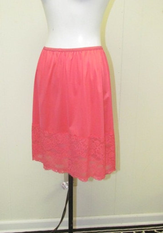 Hot PINK FLORAL LACE Half Slip by BeauMondeVintage on Etsy
