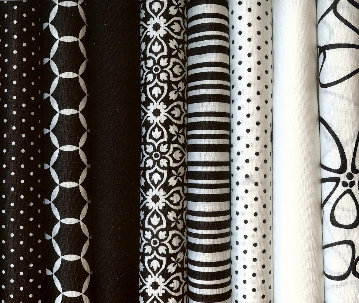  Black  and White  Quilt Fabric  Fat Quarters Moda Fabrics  8 Fat