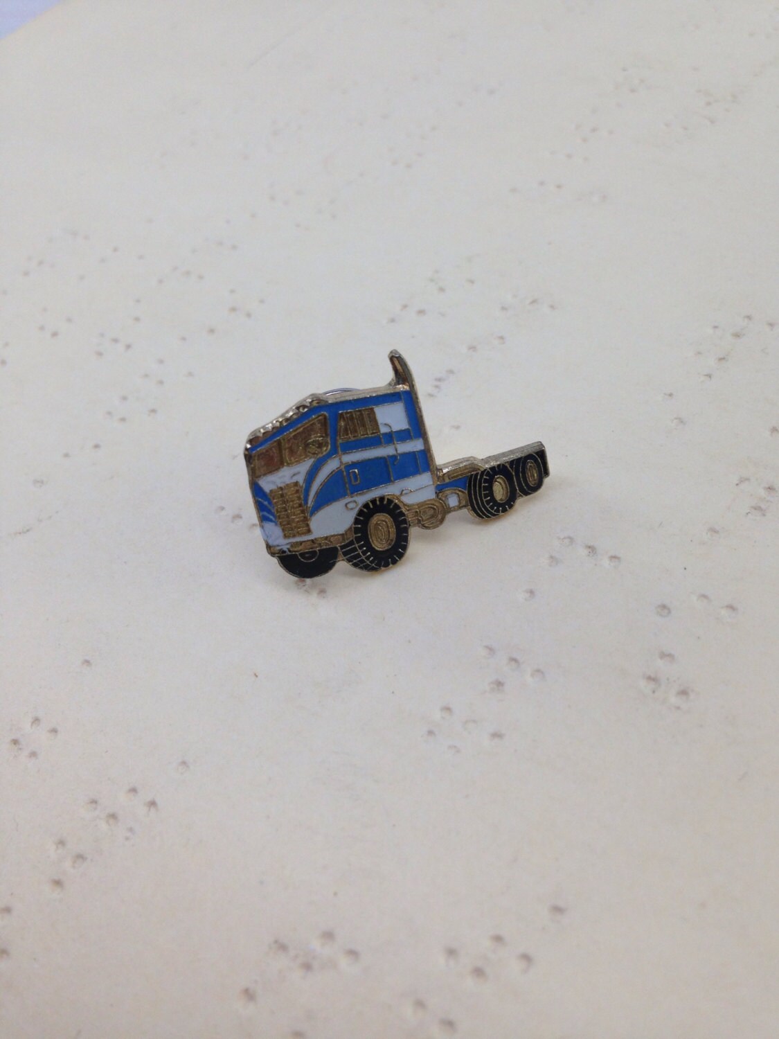 Semi truck lapel pin vintage mack truck hat pin trucker