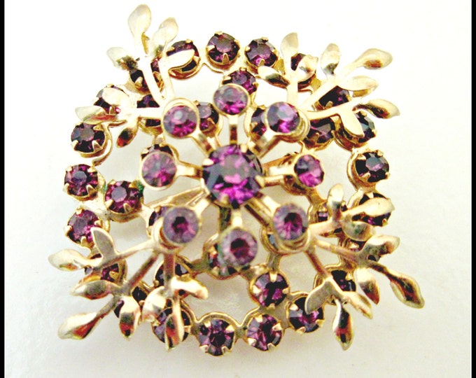 Rhinestone Flower Brooch - Purple Glass stone - gold tone setting Floral pin