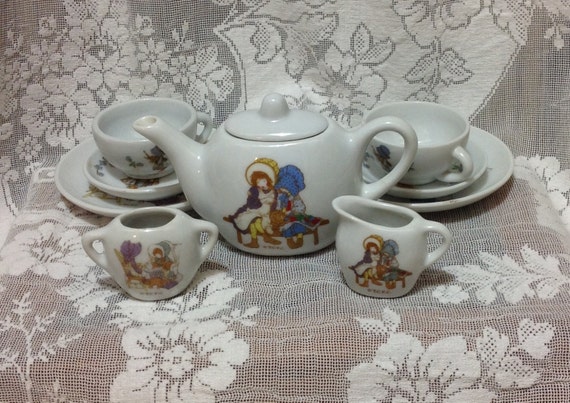 holly hobbie china tea set