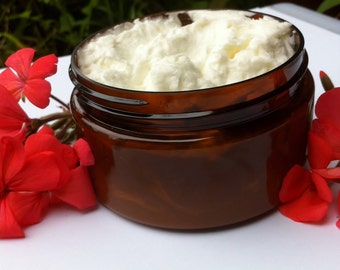 Whipped organic body butter! Unrefined body butter. Organic shea butter, organic coconut oil and organic mango butter! Whipped shea butter!