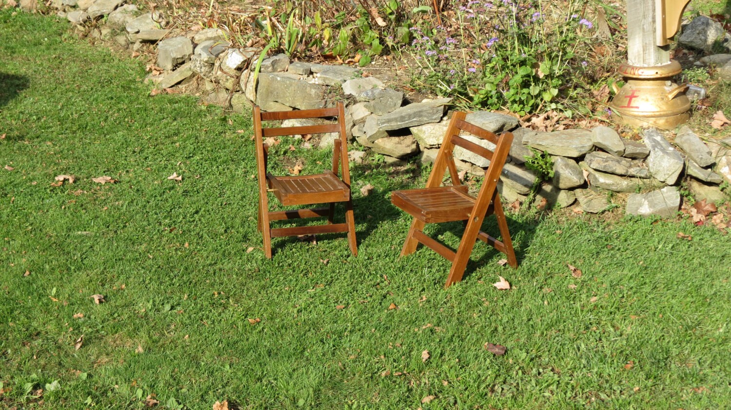 Barn Treasures!! Vintage Pair of Child’s Folding Wooden Chairs Haute