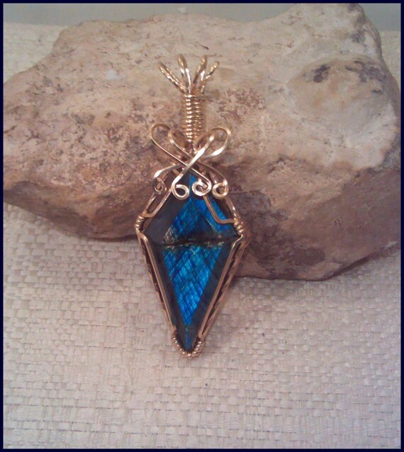 Labradorite Peacock Blue 14k Gold Filled Pendant Pw141