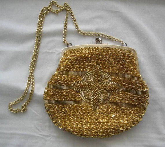 la regale gold purse