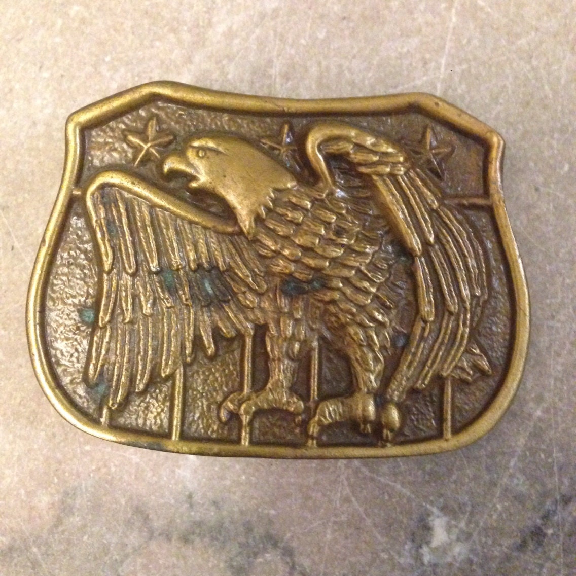 Vintage 1970s belt buckle EAGLE USA flag American pride. Brass