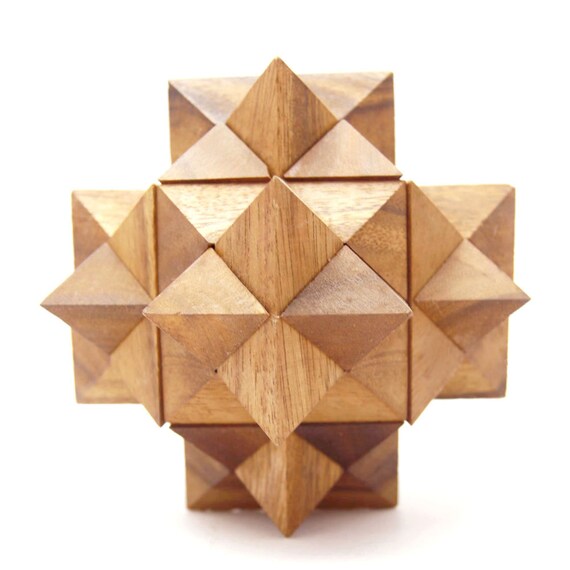 The Great Star Puzzle 3D interlocking wooden brain teaser