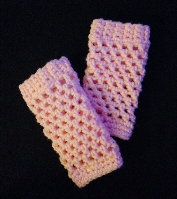 Items similar to Lovely pink leg warmers for baby girl! on Etsy