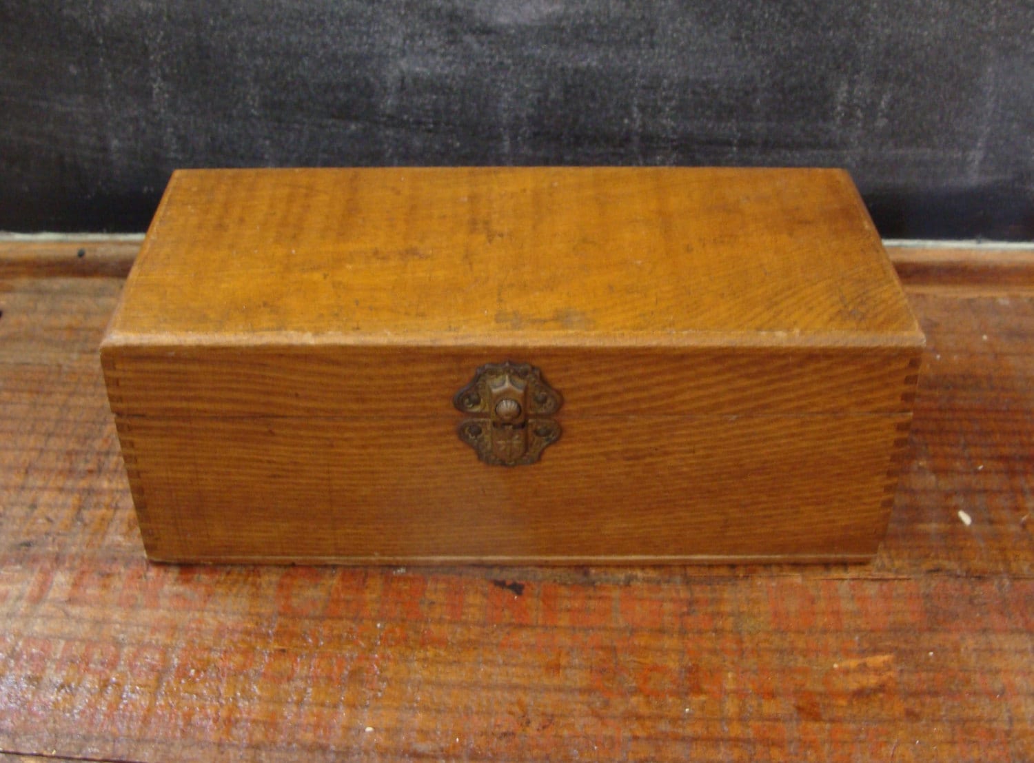 Vintage Wood Hinged Box Dovetailed Box