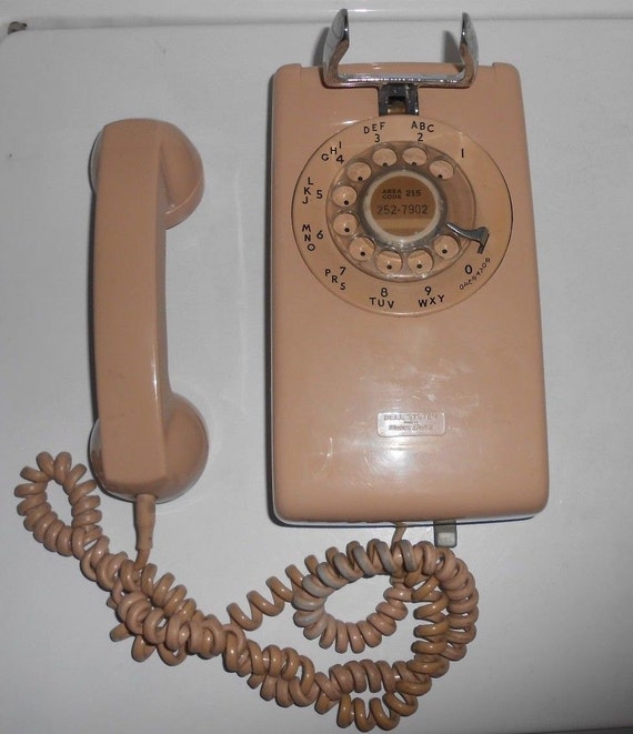 Vintage Bell Systems Rotary Phone Made by Western by MWKDIRECT