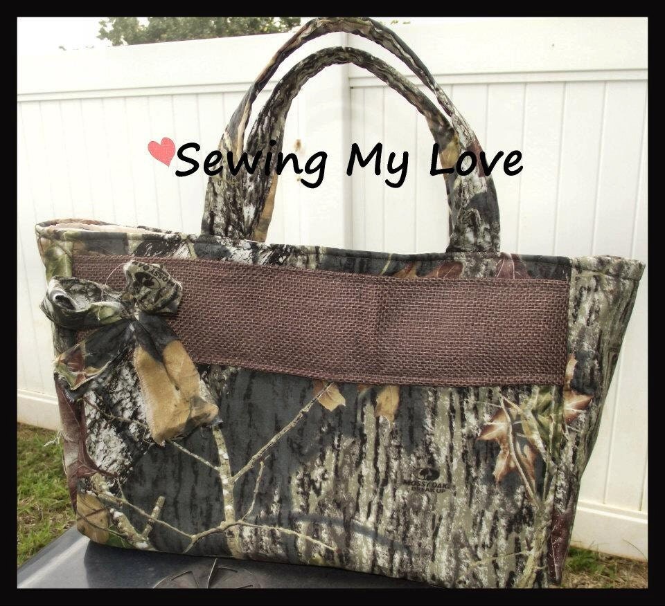 Camo Purse Custome Hand Made by StaceyLynnDesigns1 on Etsy