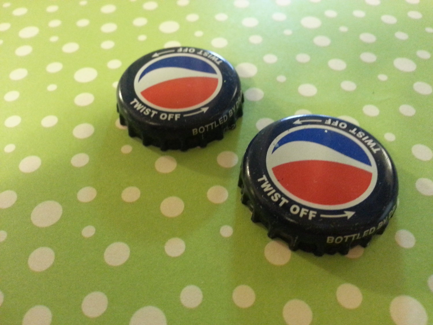 Pepsi Bottle Caps by brewerbeesandcrafts on Etsy
