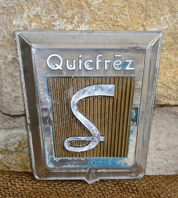 Vintage 1950s Quicfrez Refrigerator Emblem / Badge