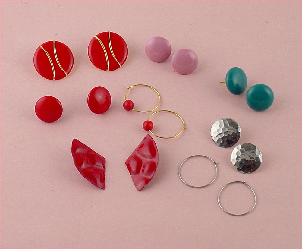 Lot of 8 Pairs Vintage Simply Whispers Earrings for Sensitive