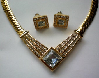 Napier V Necklace with Pierced Earrings - 3793