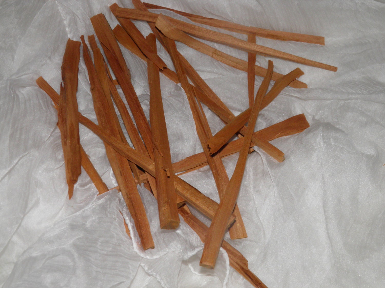 Hawaiian Sandalwood 'Iliahi Heartwood Sticks Santalum