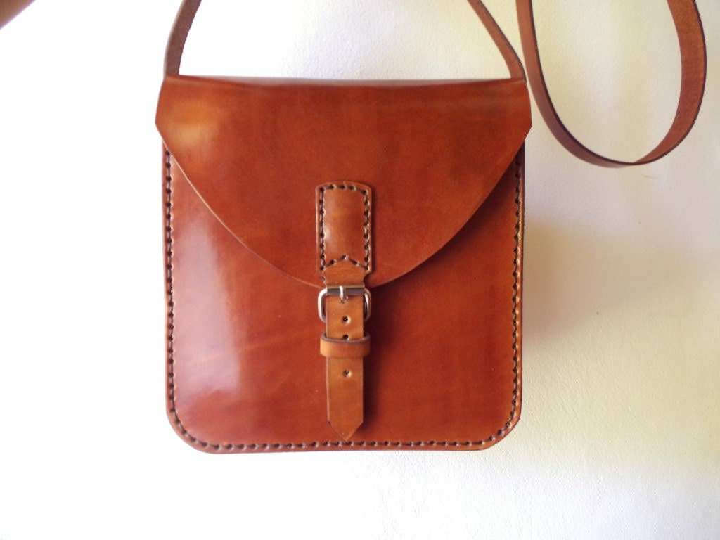 Leather bag. Handmade leather bag. Crossbody bag. Medium size.