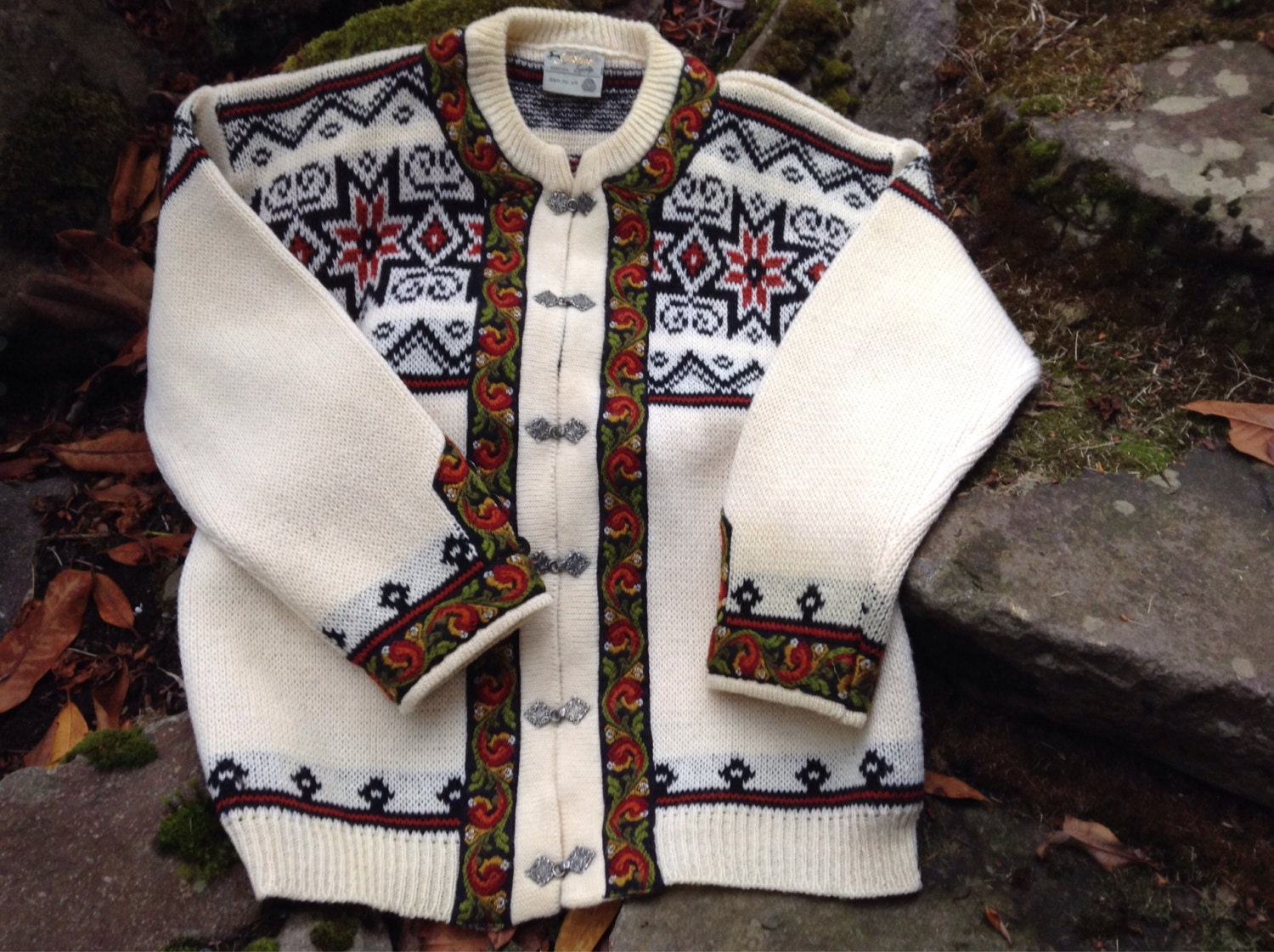 Norwegian wool sweater by Gann. Made in Norway-size L