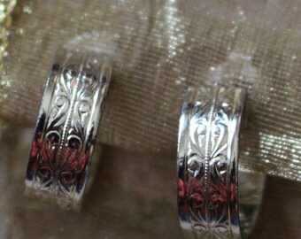 Vintage Silver Tone Engraved Details Loop Clip On Earrings