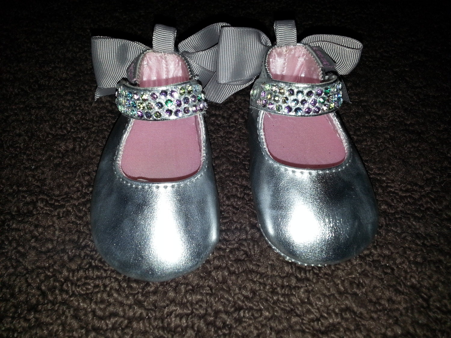 Baby girl mary janes with rhinestones/crystals. Baby girl
