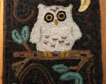 Primitive Rug Hooking Pattern: "Hoot" (14.5" x 19")