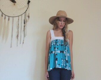 Vintage Daughters of the Revolution Lace & Gauze Feather Blouse