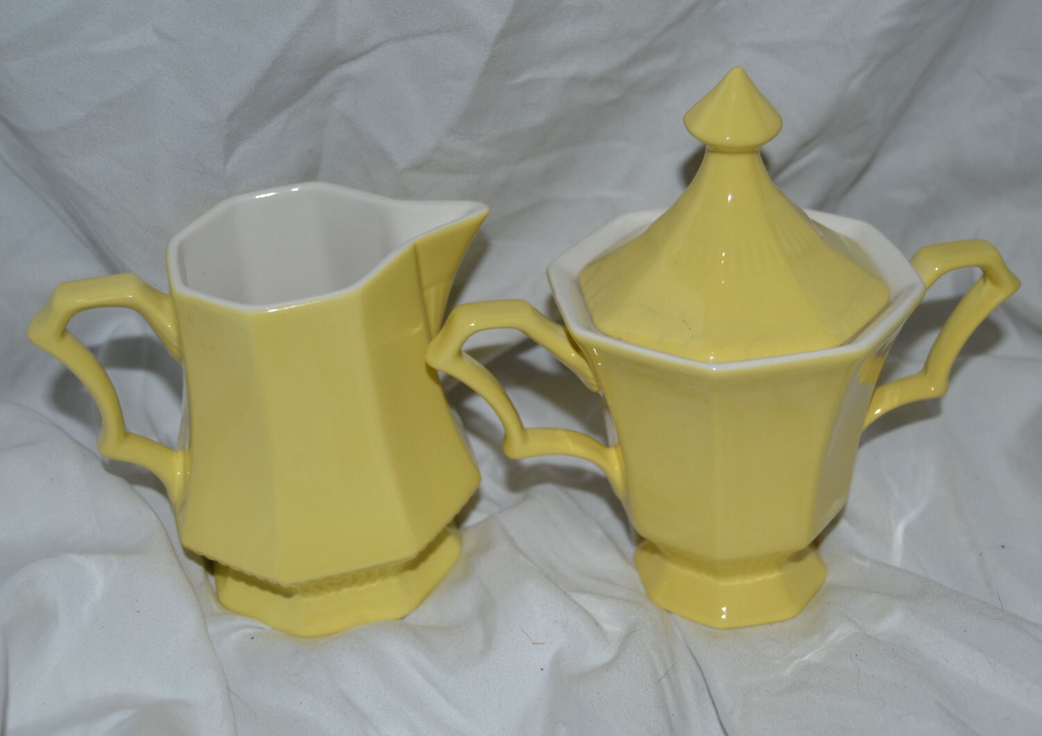 Vintage Independence Ironstone Interpace Yellow sugar and creamer set