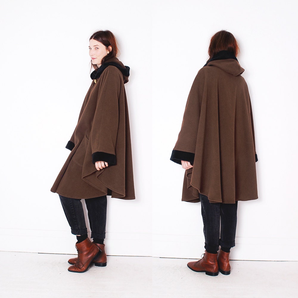 Faux Fur Collar Poncho Plain Outerwear