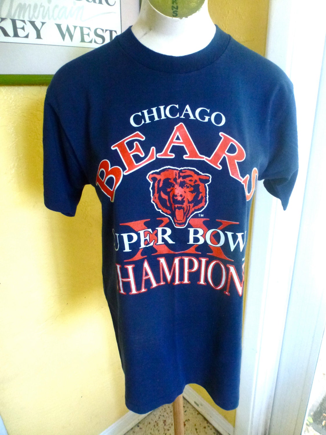 Chicago Bears Super Bowl XX Champions NFL Vintage Tee