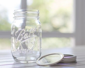 24 x regular mouth Ball Mason jars with lids - 473ml (1 US pint)