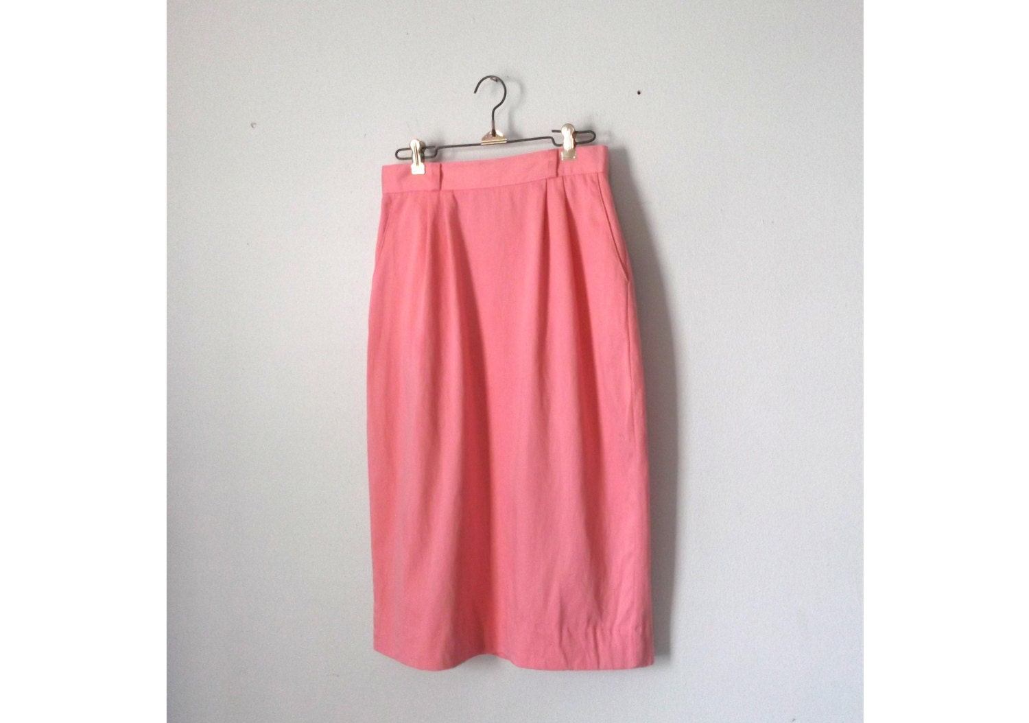 Vintage 1980s Pencil Skirt / 80s Bubble Gum Pink by billowyvintage