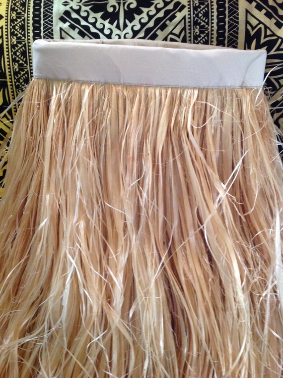 Tahitian and Cook Island Banded Grass Skirts or by TiareOPatitifa