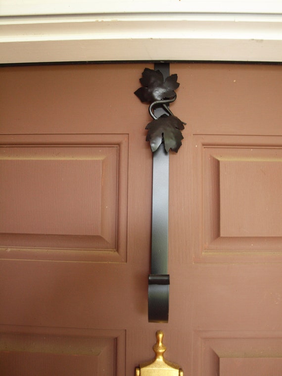 Items similar to Twin Leafs Over the Door Wreath Hanger on Etsy