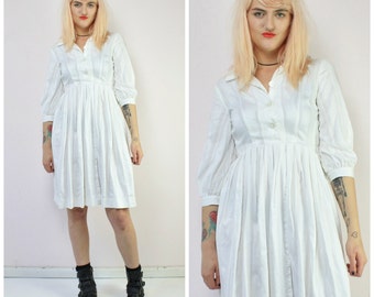 White Shirtwaist Vintage 50’s Day Dress