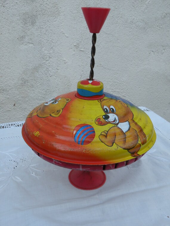 vintage spinning top toy. retro spinning top. by LaBonneVie72