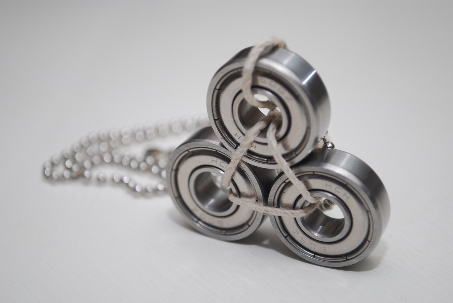 Bearing Necklace Triple Steel Metal Ball Chain with Hemp