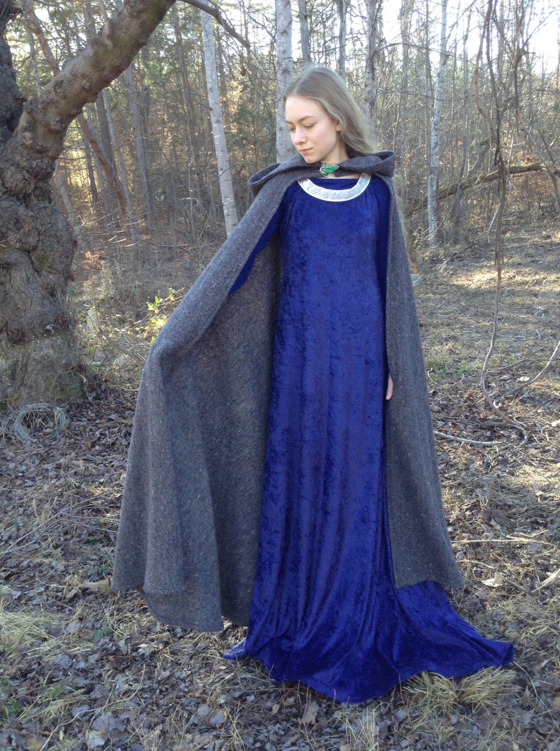 Wool Blend Half-Circle Elven Cloak with Elven Leaf by TaylorFour