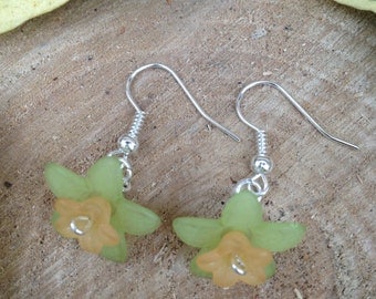 Spring Daffodil Earrings